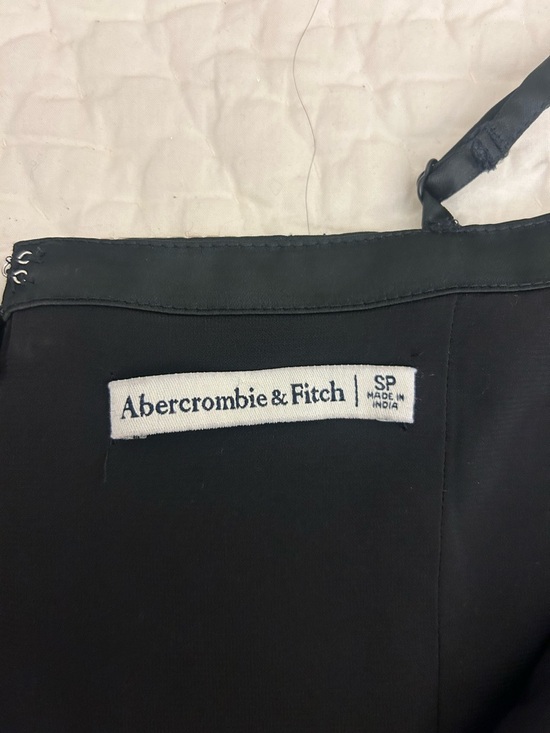 Abercrombie & Fitch Black Satin Slip - Picture 2 of 2